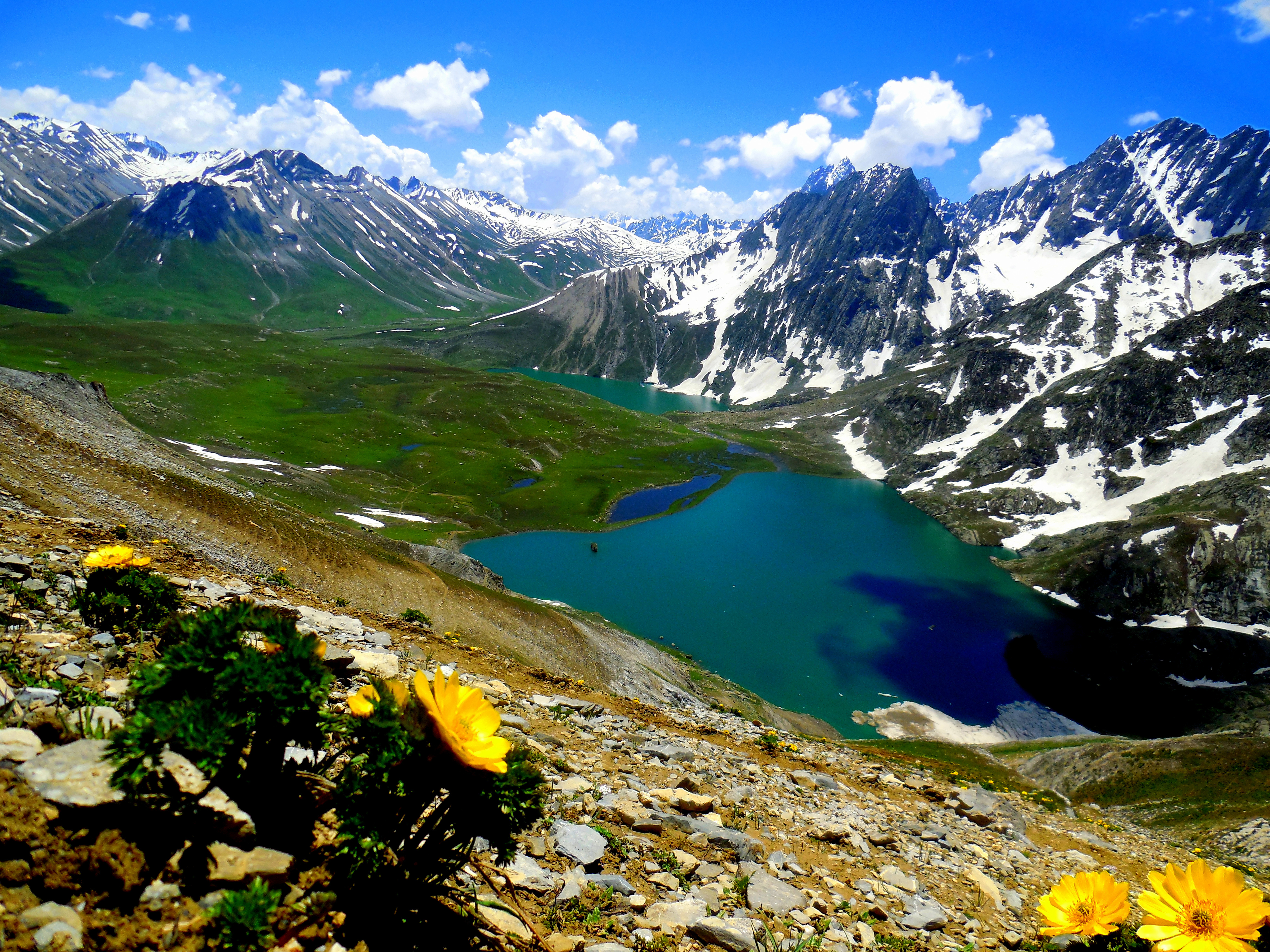 Kashmir Alpine Lakes Trek