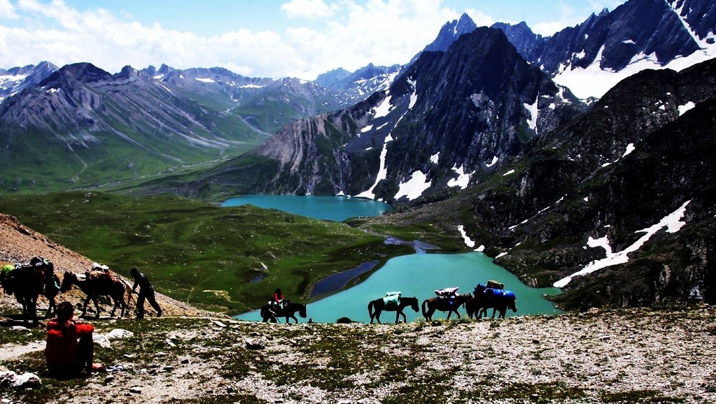 Kashmir Alpine Lakes trek